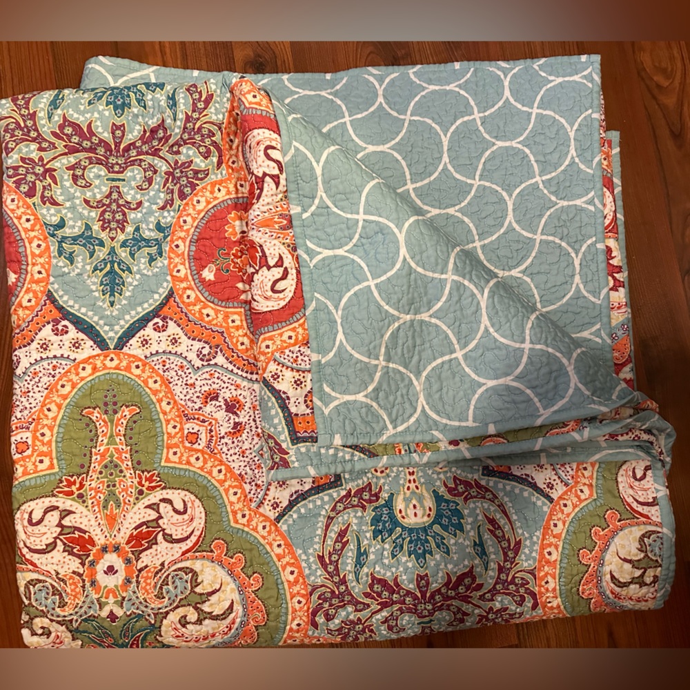 King quilted comforter